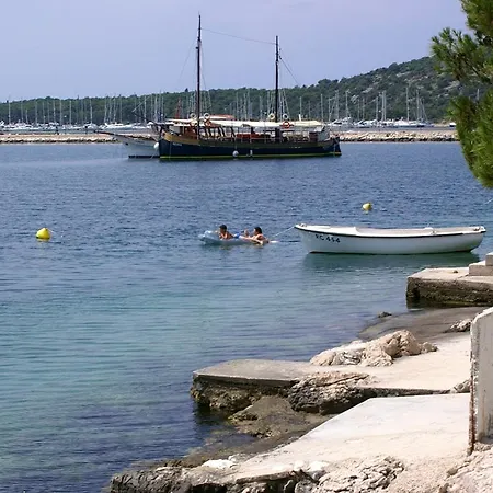 By The Sea - 1115 Apartment