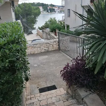Apartamento By The Sea - 1115 *
