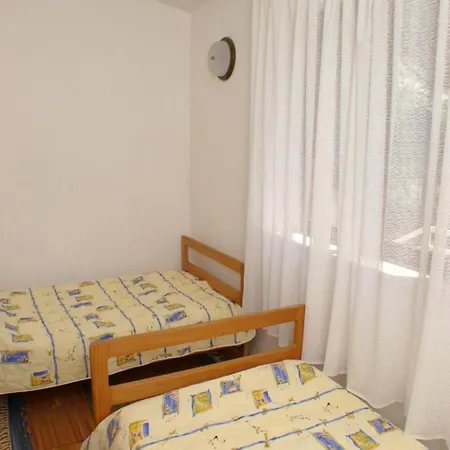 By The Sea - 1115 罗戈兹尼察