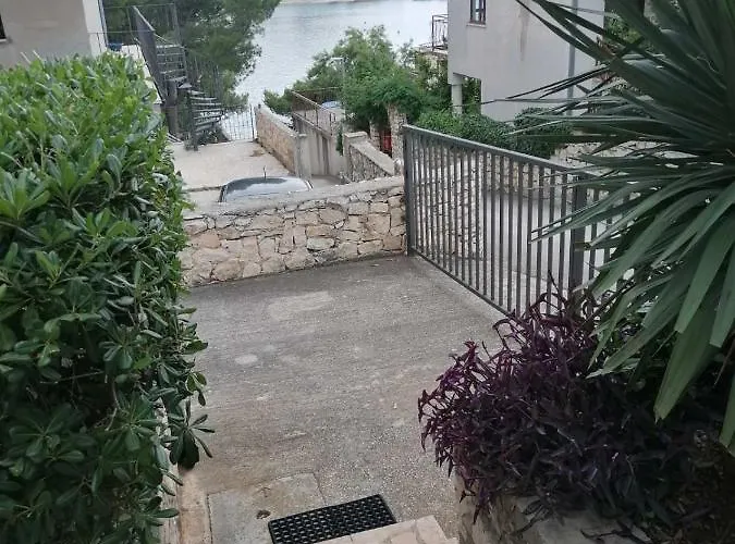 Appartement By The Sea - 1115 *